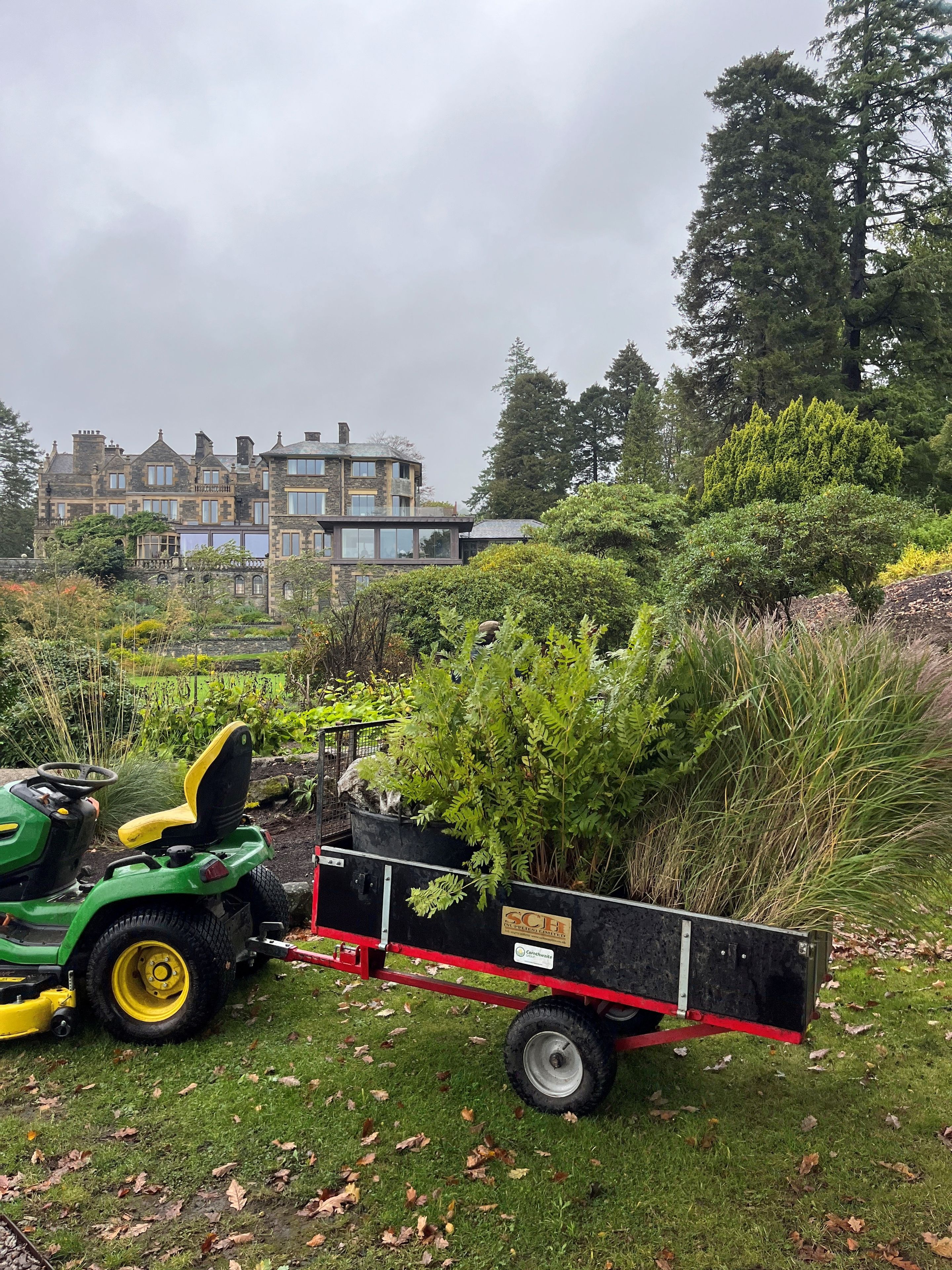 Trailor of fresh plants